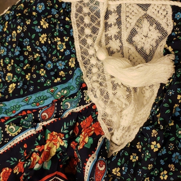 CUPSHE Tie Front Blue Boho Floral Lace Trimmed Swim Cover Up Size Small - Picture 6 of 7